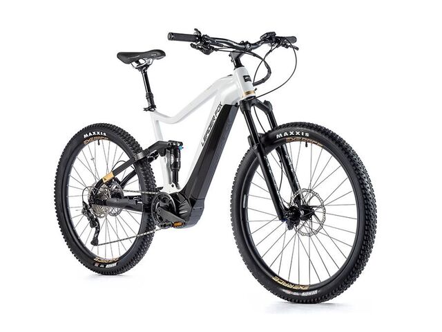 LEADER FOX ARRAN 2023 white