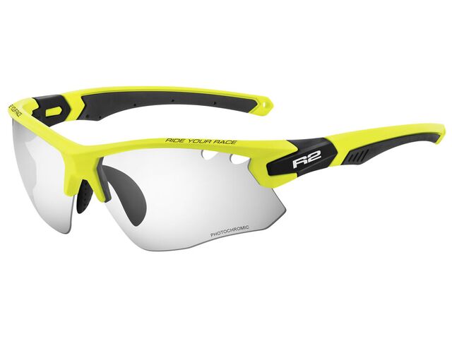 SPORTOVNÍ SLUNEČNÍ BRÝLE R2 CROWN AT078O - STANDARD